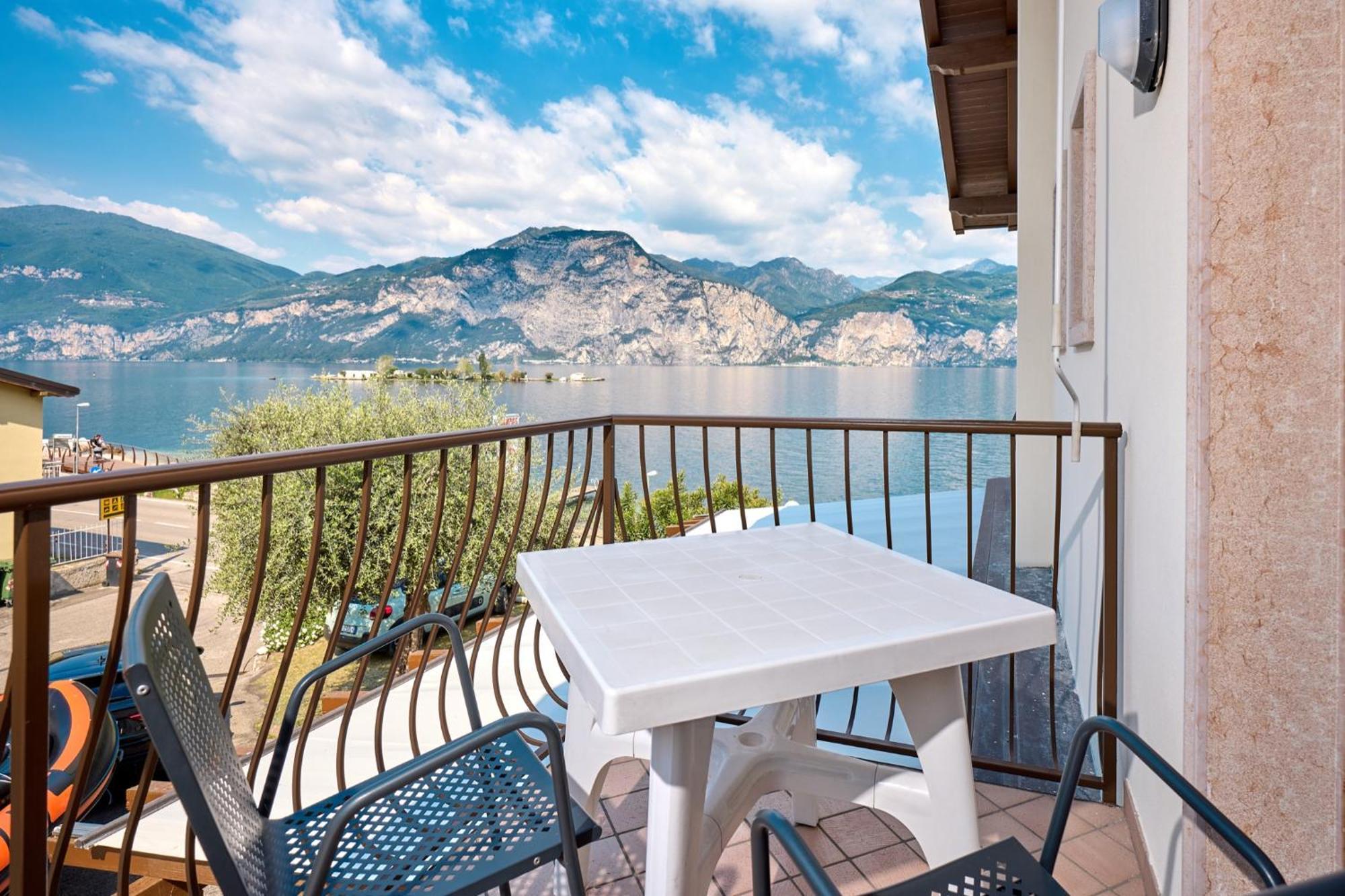 Locanda Bellavista Food&Rooms Мальчезине Экстерьер фото