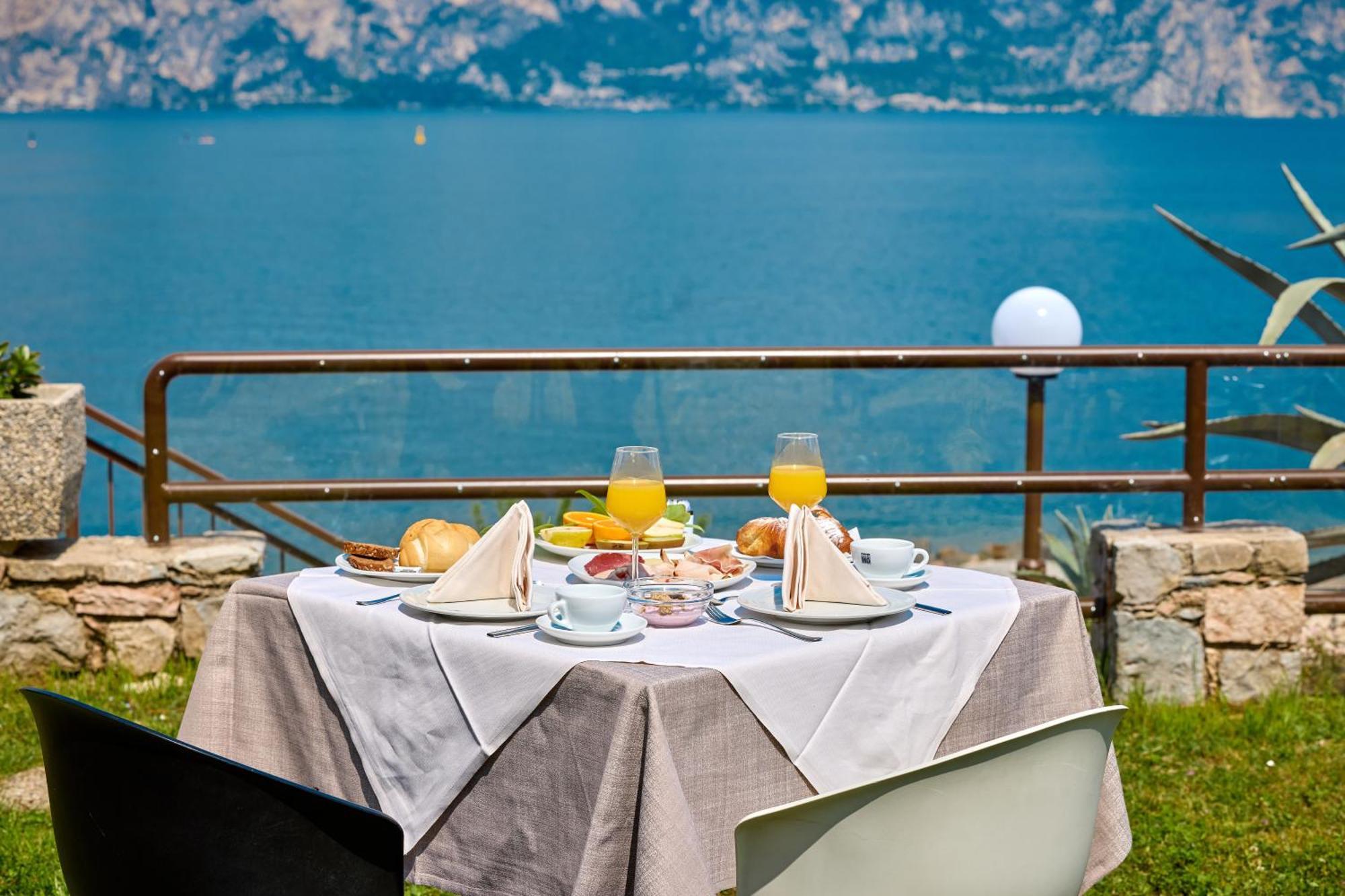 Locanda Bellavista Food&Rooms Мальчезине Экстерьер фото
